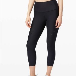Lululemon Zoned In High Rise Crop 23” Black